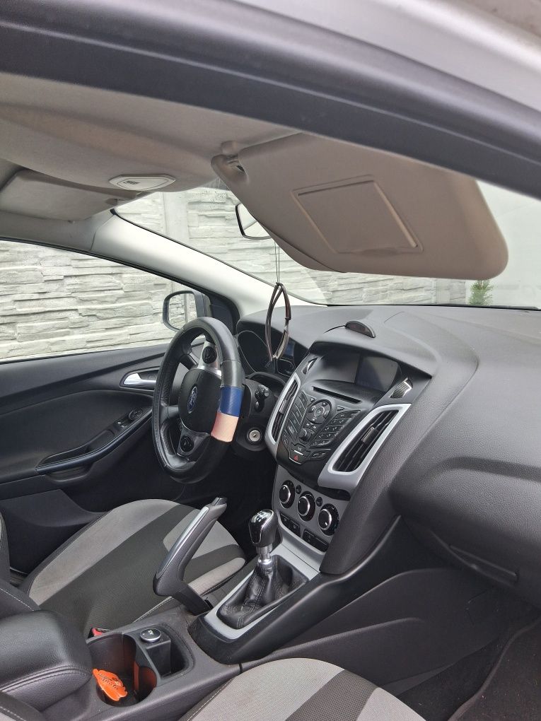 Ford Focus mk3 samochód osobowy