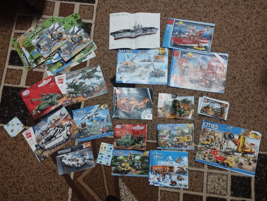 Продам кучу лега, наборы разных компаний, выпусков и годов.