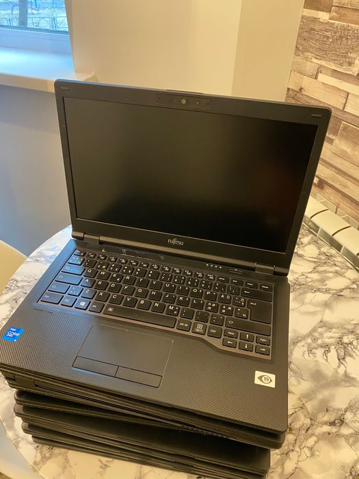 Ноутбуки Fujitsu E5411 | 14” FHD | i5-1145G7 |16GB |512GB SSD NVMe ОПТ