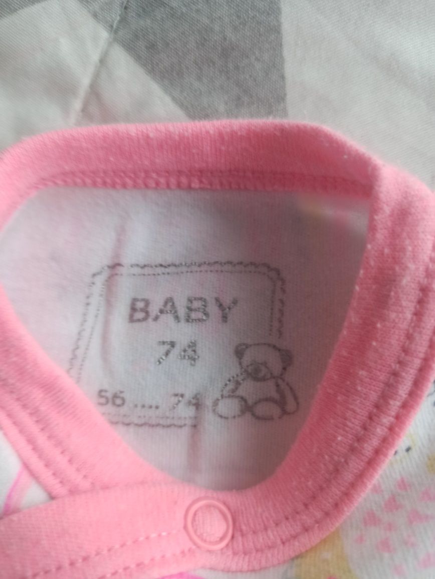Kaftan dziewczęcy rozm. 74