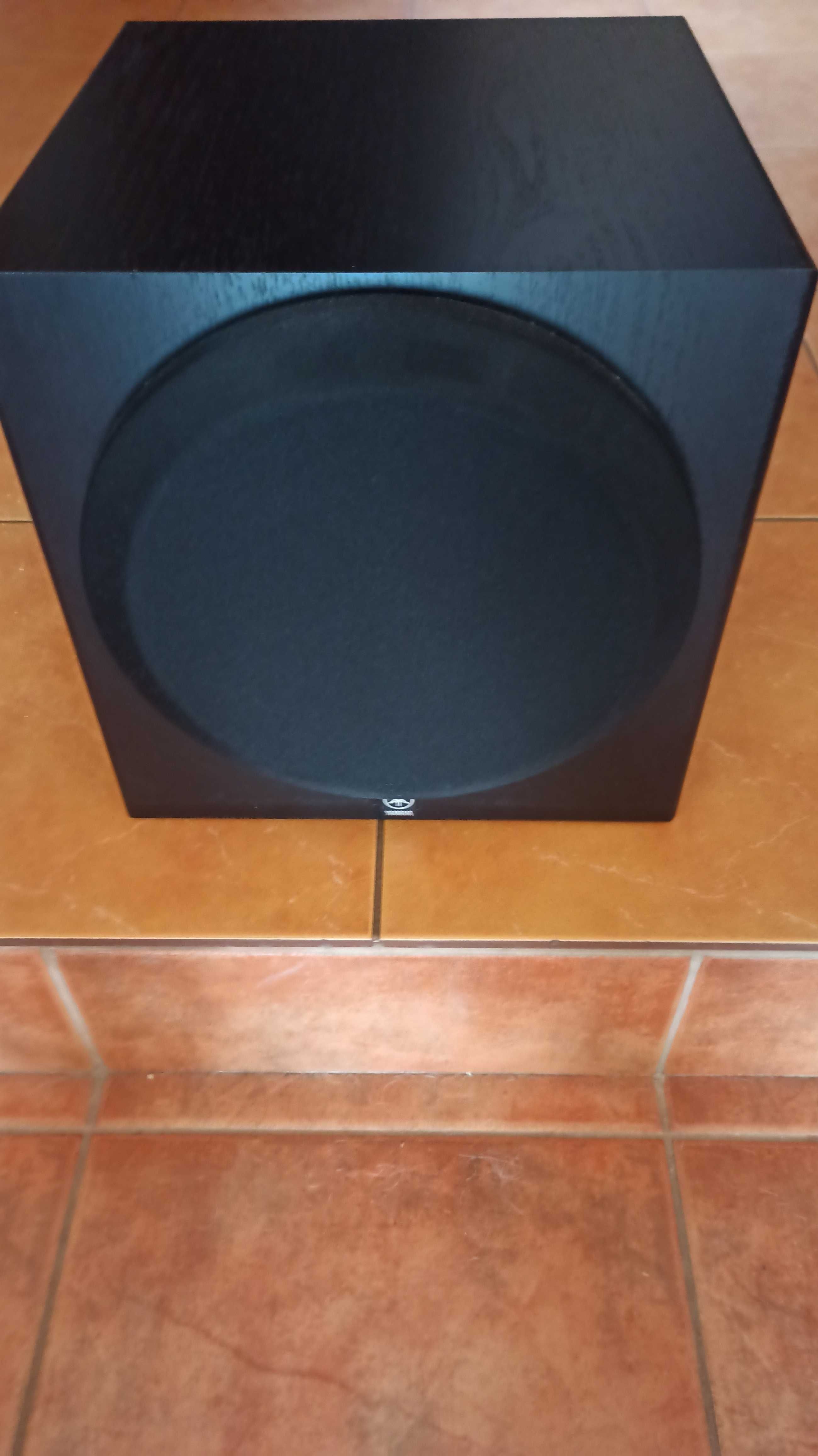 Subwoofer Aktywny YAMAHA YST-SW012 w idealnym stanie wizualnym i techn