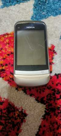 Nokia C2-06 полусенсорний