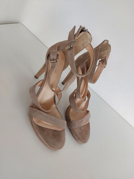 Buty sandały skórzane Wojas w rozmiarze 38