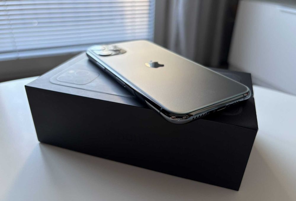 Apple iPhone 11 Pro 256GB (A2160) Midnight Green