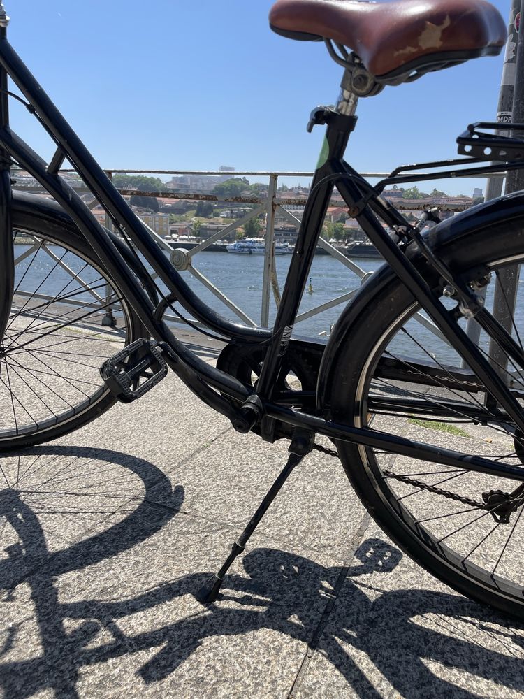 Bicicleta Pasteleira Preta