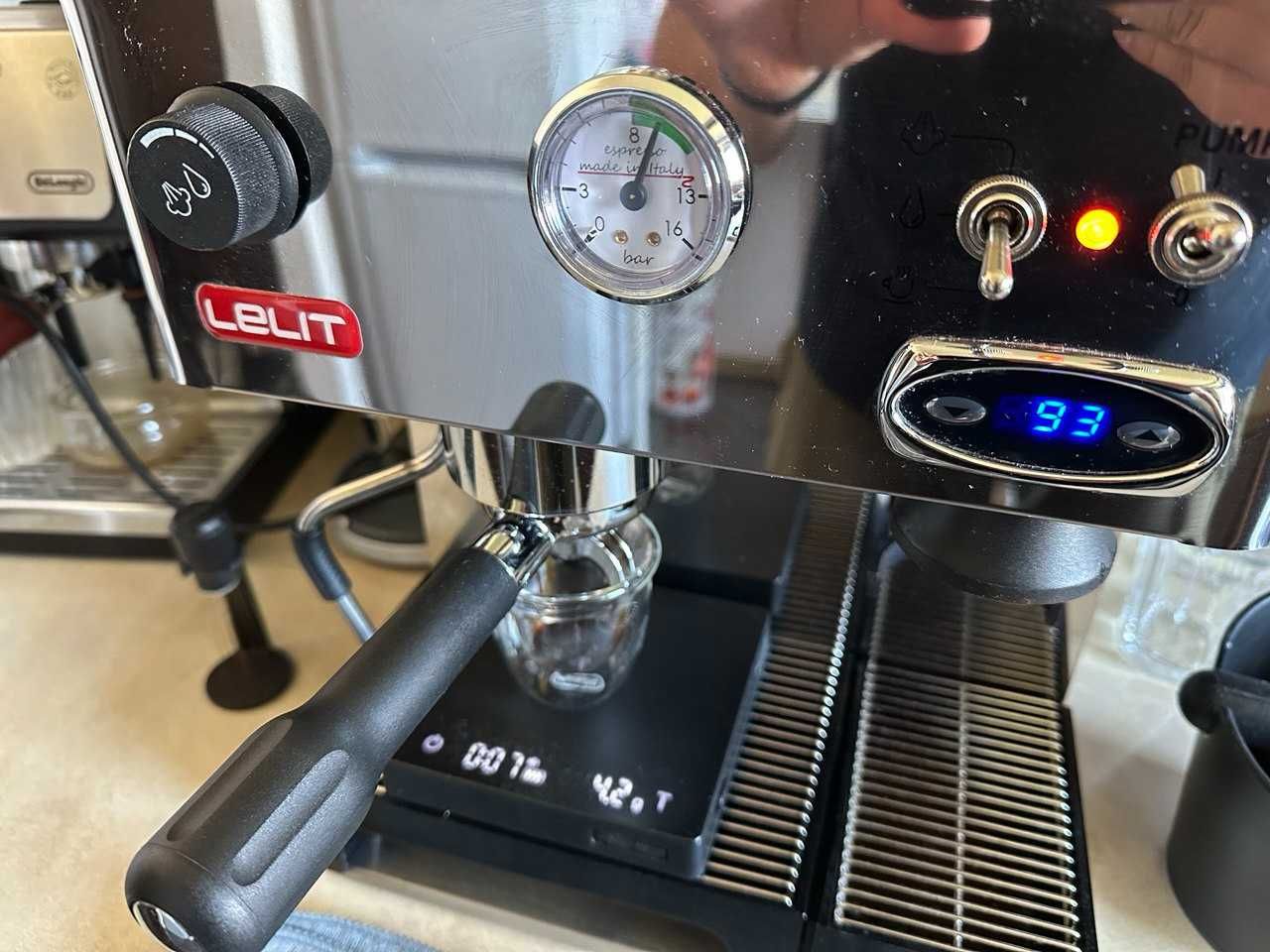 Ekspres do kawy Lelit Anita pl042temd z młynkiem