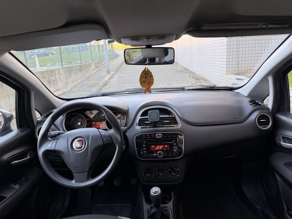 Fiat punto 1.3 D Multijet 2013 impecável