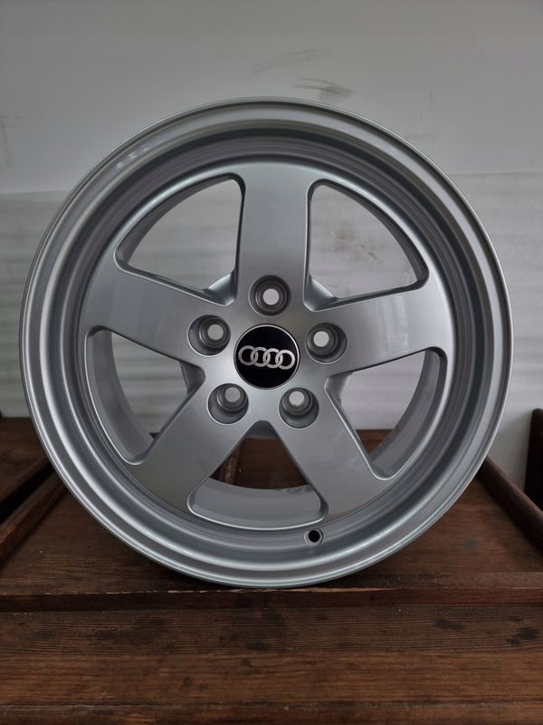Oryginalne Felgi Audi A4 B9 A6 C5 C6 Vw Passat B5/16 Cali