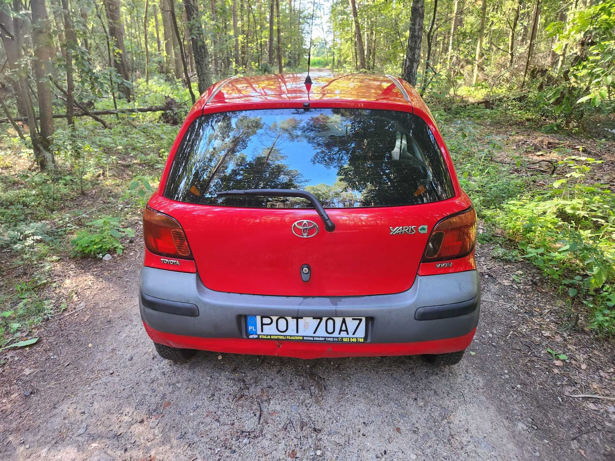 TOYOTA YARIS 1.0 2005 benzyna 3 drzwi