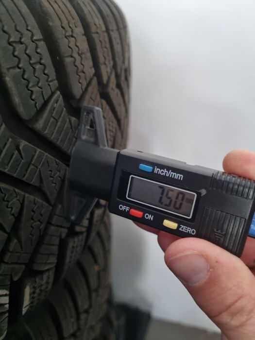 Sprzedam opony zimowe Laufenn 195 65 R15 Laufen na stalowych felgach