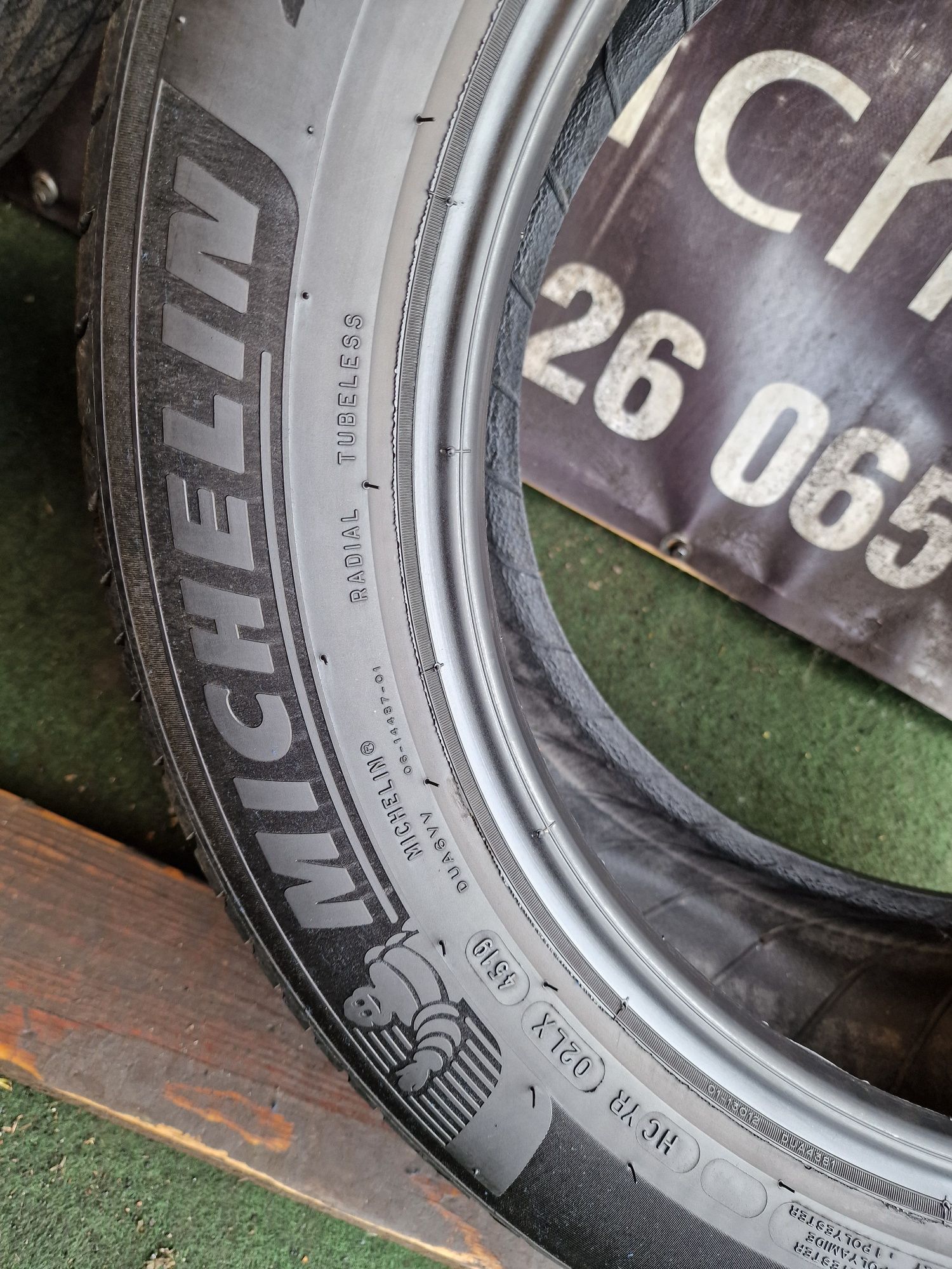 Opony letnie 225/55/18  Michelin Para