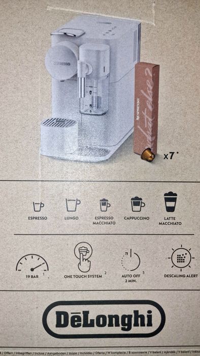 Nespresso Latissima One - oferta café e copos