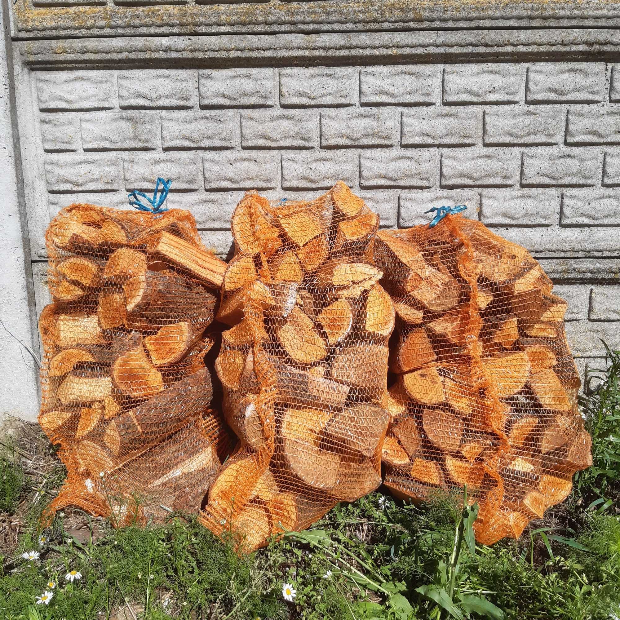 Drewno kominkowe i opałowe, workowane, długość 20 cm