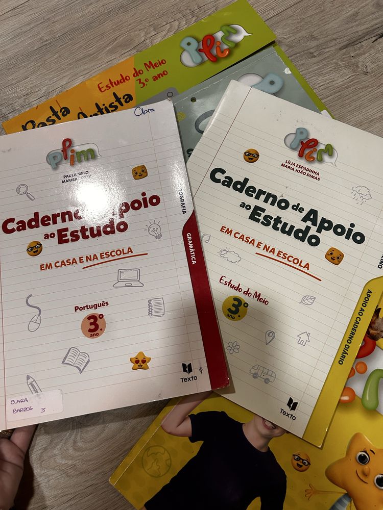 Manual e livro de fichas Estudo do Meio - 3 ano - PLIM