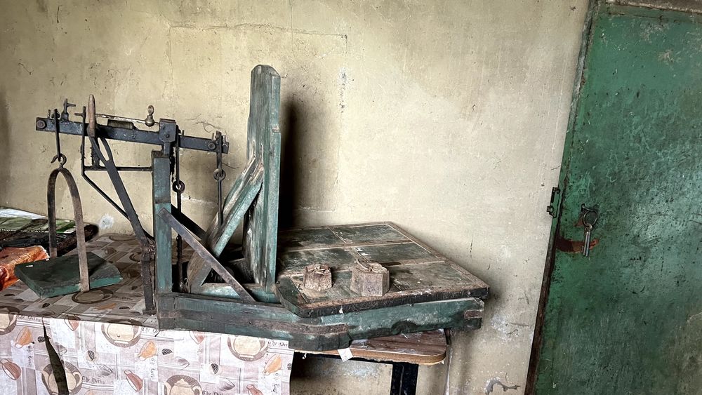 Balança antiga de plataforma