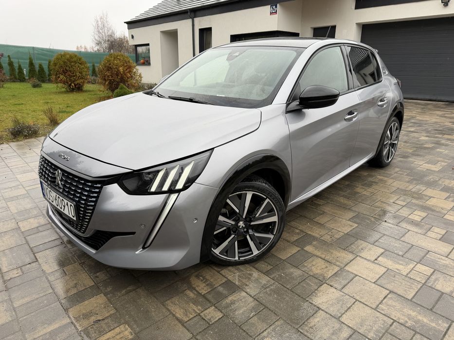 Peugeot 208 GT line automat zegary 3D  full opcja