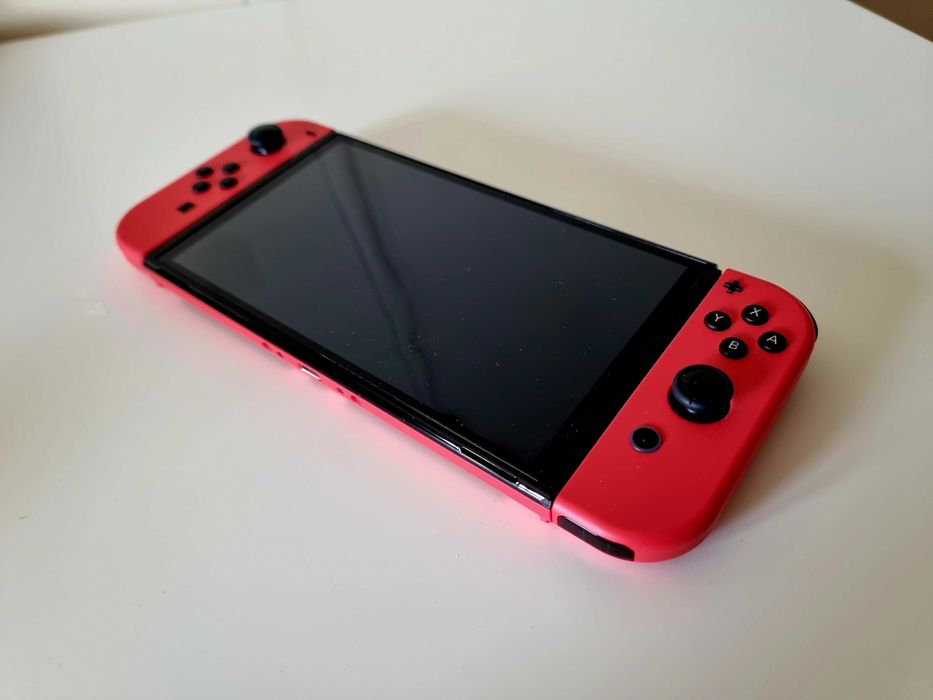 Konsola Nintendo Switch OLED Mario Red Edition, komplet, limitowana