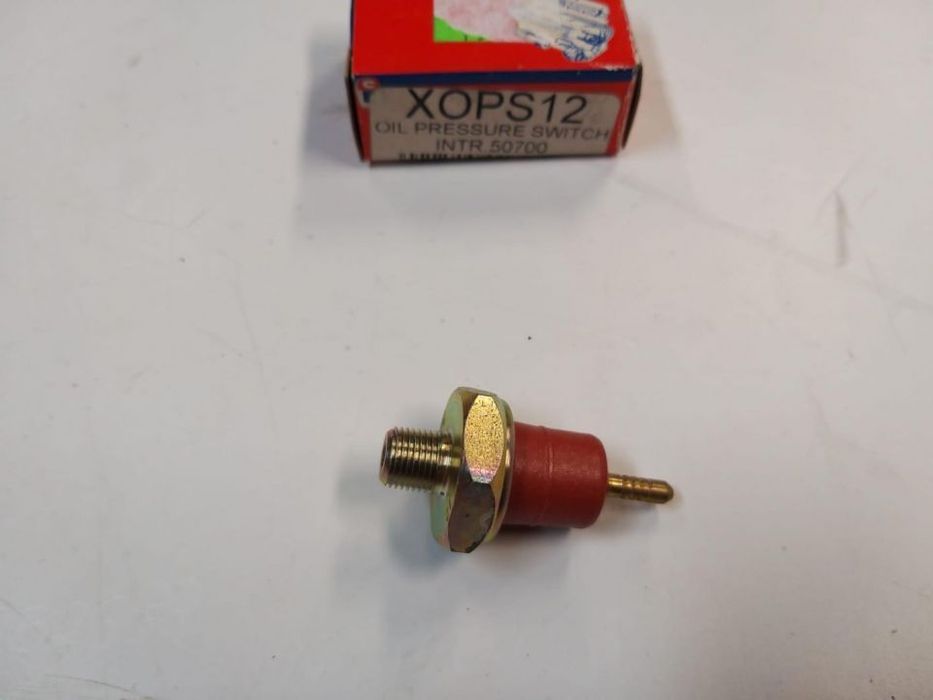 CZUJNIK Hyundai/Isuzu/Nissan/Rover CIŚNIENIA OLEJU CORSA ASTRA KADETT VECTRA 1,5 1,7 DIESEL