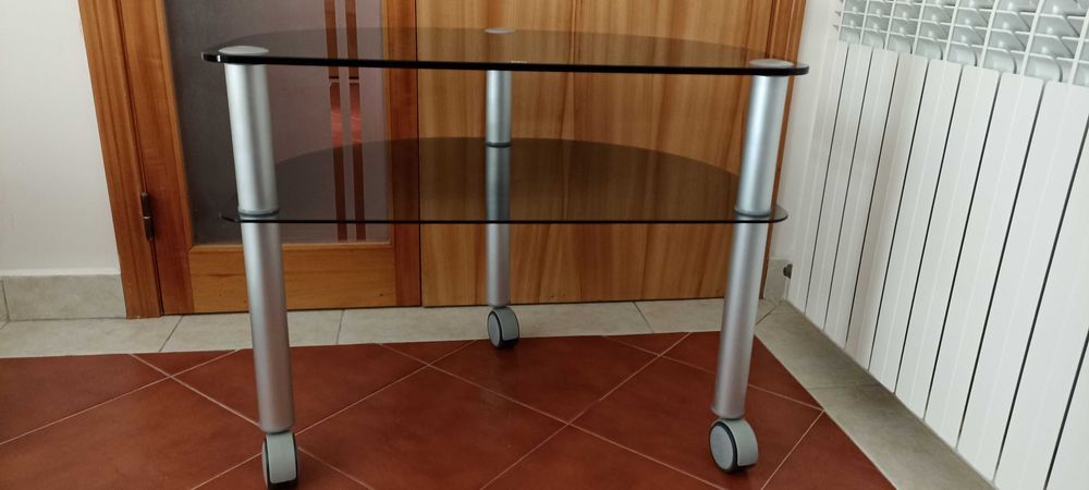 Mesa em vidro para TV
