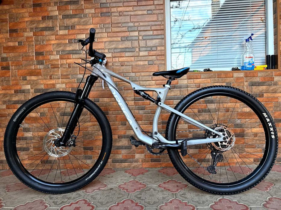 Велосипед ORBEA OIZ 29"M" Shimano Deore XT 1x12, FOX, Rock Shox