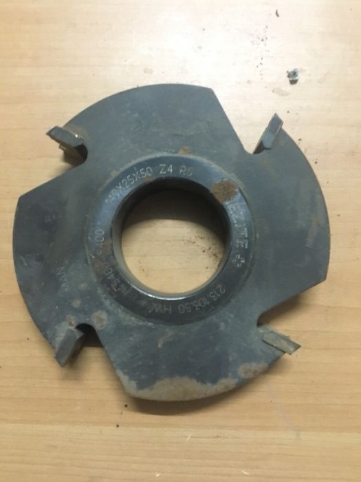 Fresas de Tupia Fresite como nova para fazer moldura em madeira.