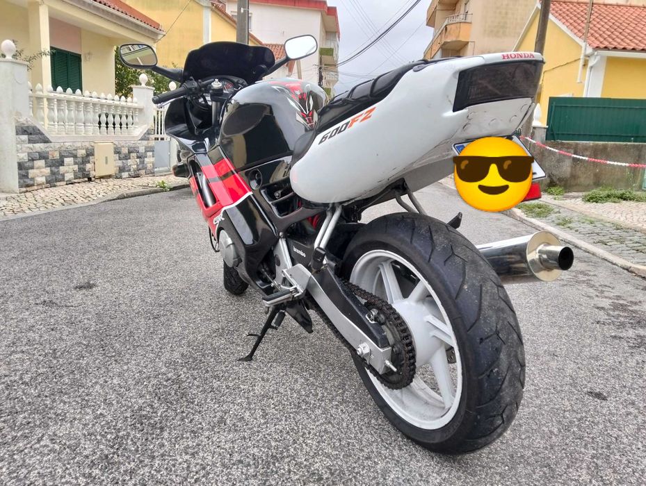 Vendo ou troco por carro