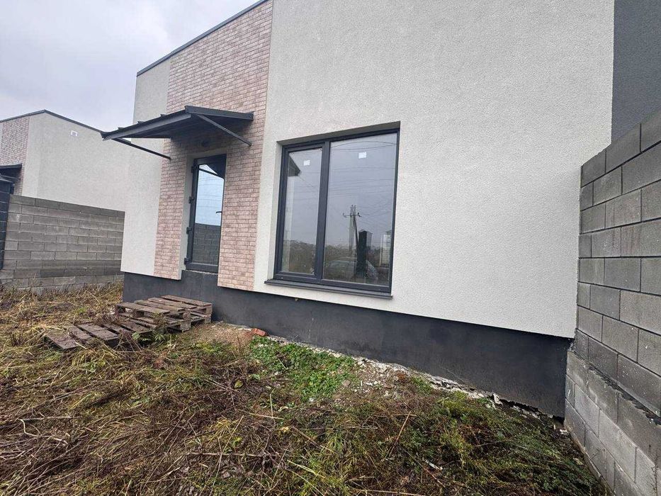 Продаж котеджу в районі Райського саду