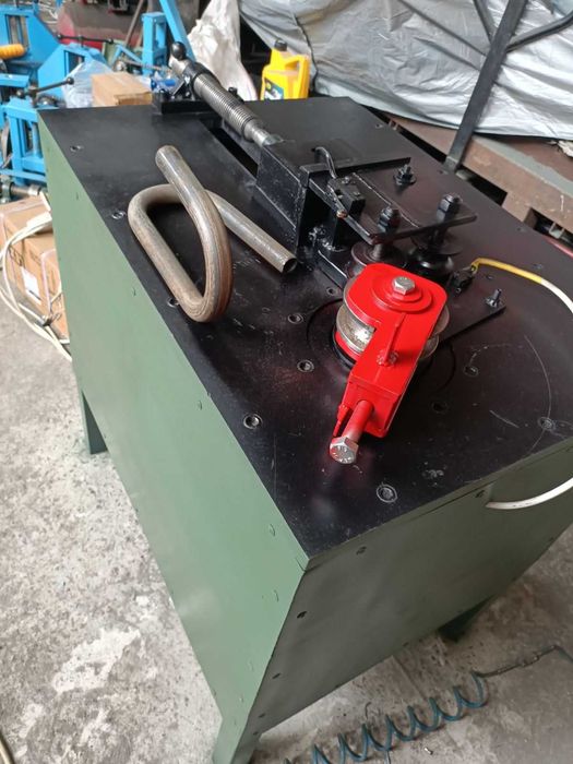 Трубогибочный станок бездорновый ТД2