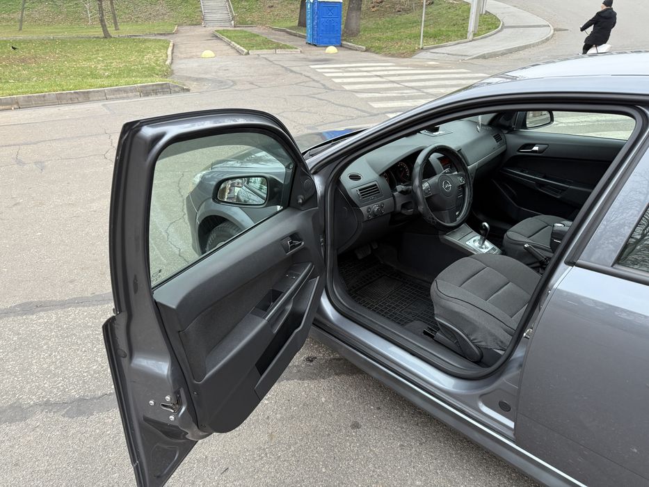 Автомобиль в отличном состоянии!