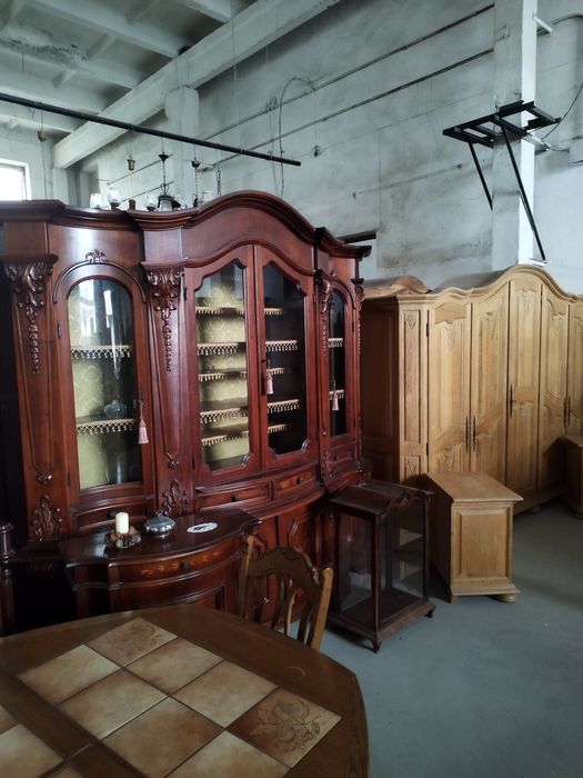 Меблі з Європи , великий вибір.