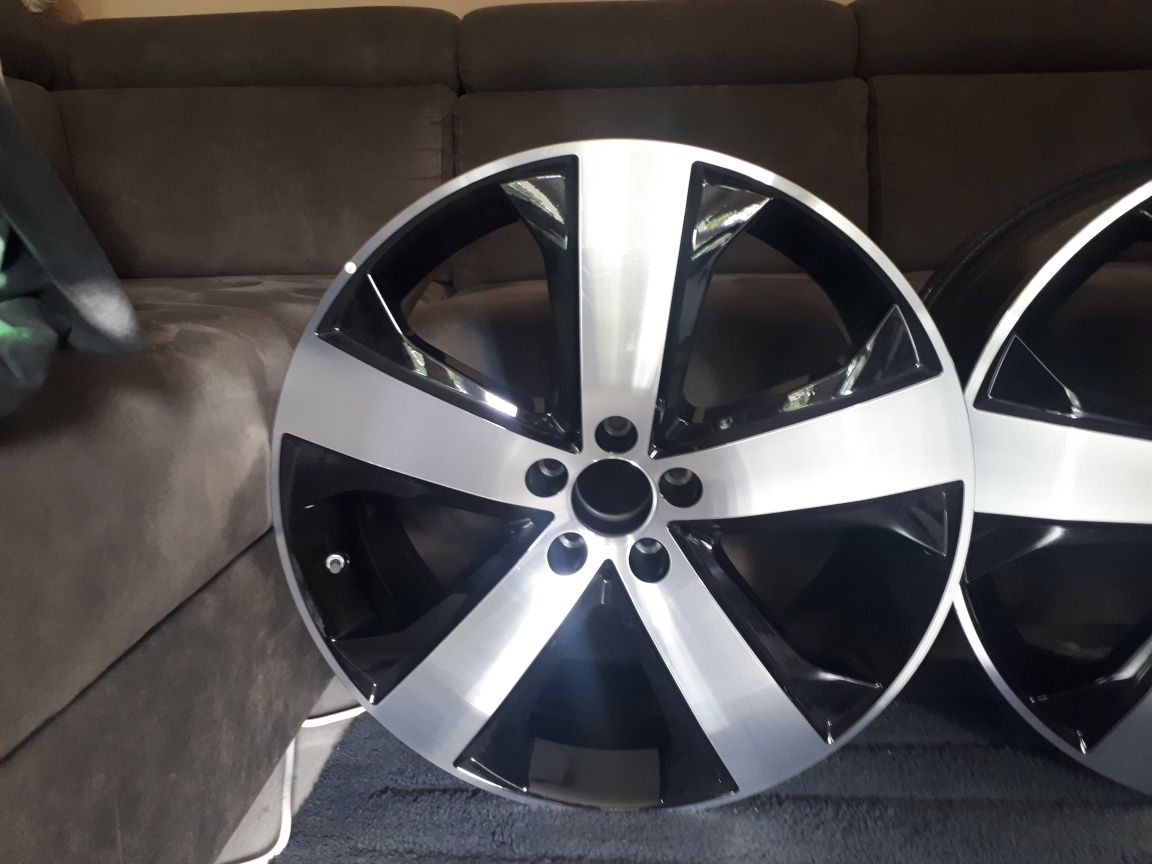 Alufelgi 20" Mercedes Benz GLS GLE Nowe z czujnikami