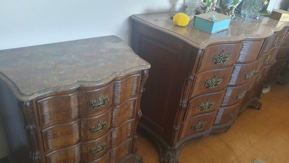 Móveis estilo clássico