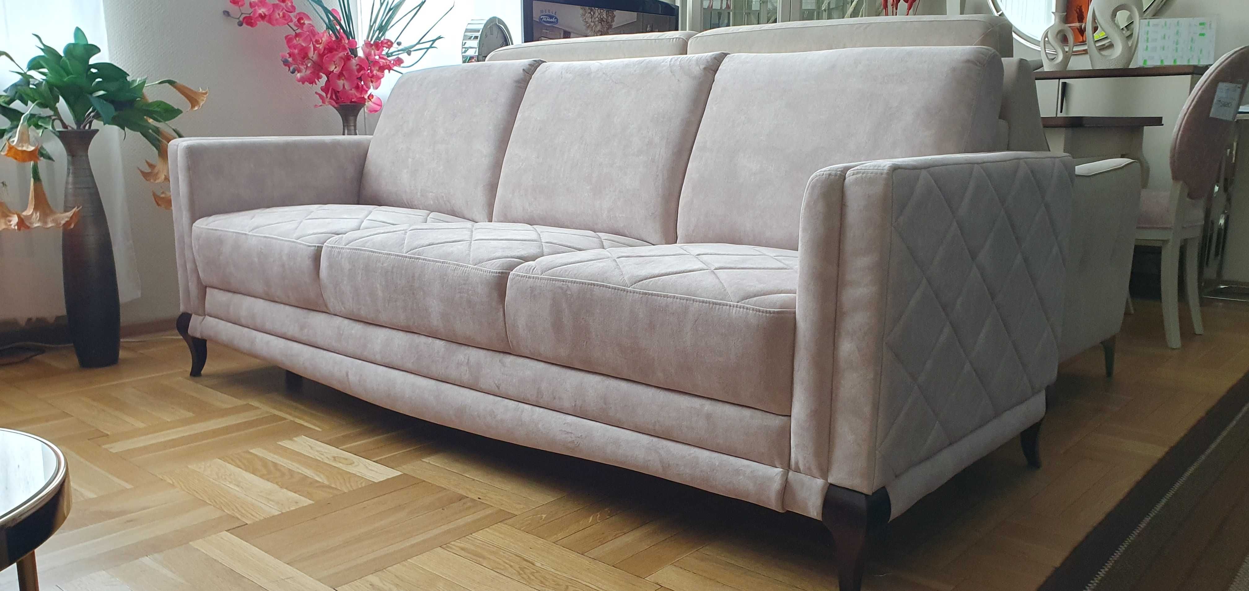 Elegancka sofa LAVIANO z funkcją spania Bydgoskie Meble