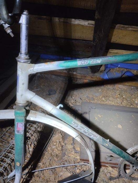 Продам раму велосипеда "Турист"и "Десна"