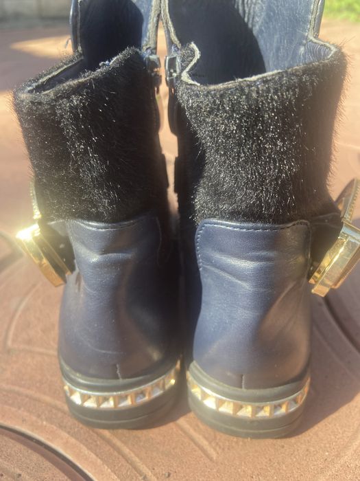 Продам. Ботінки демі р 32