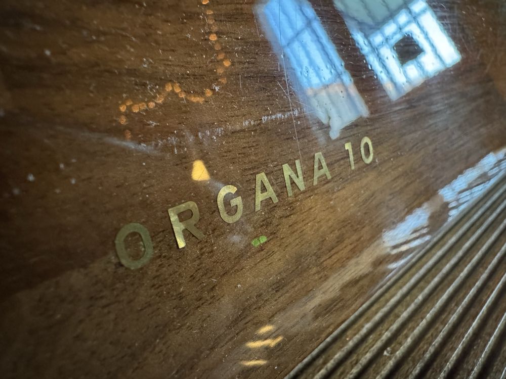 Hohner Organa 10 model 9812