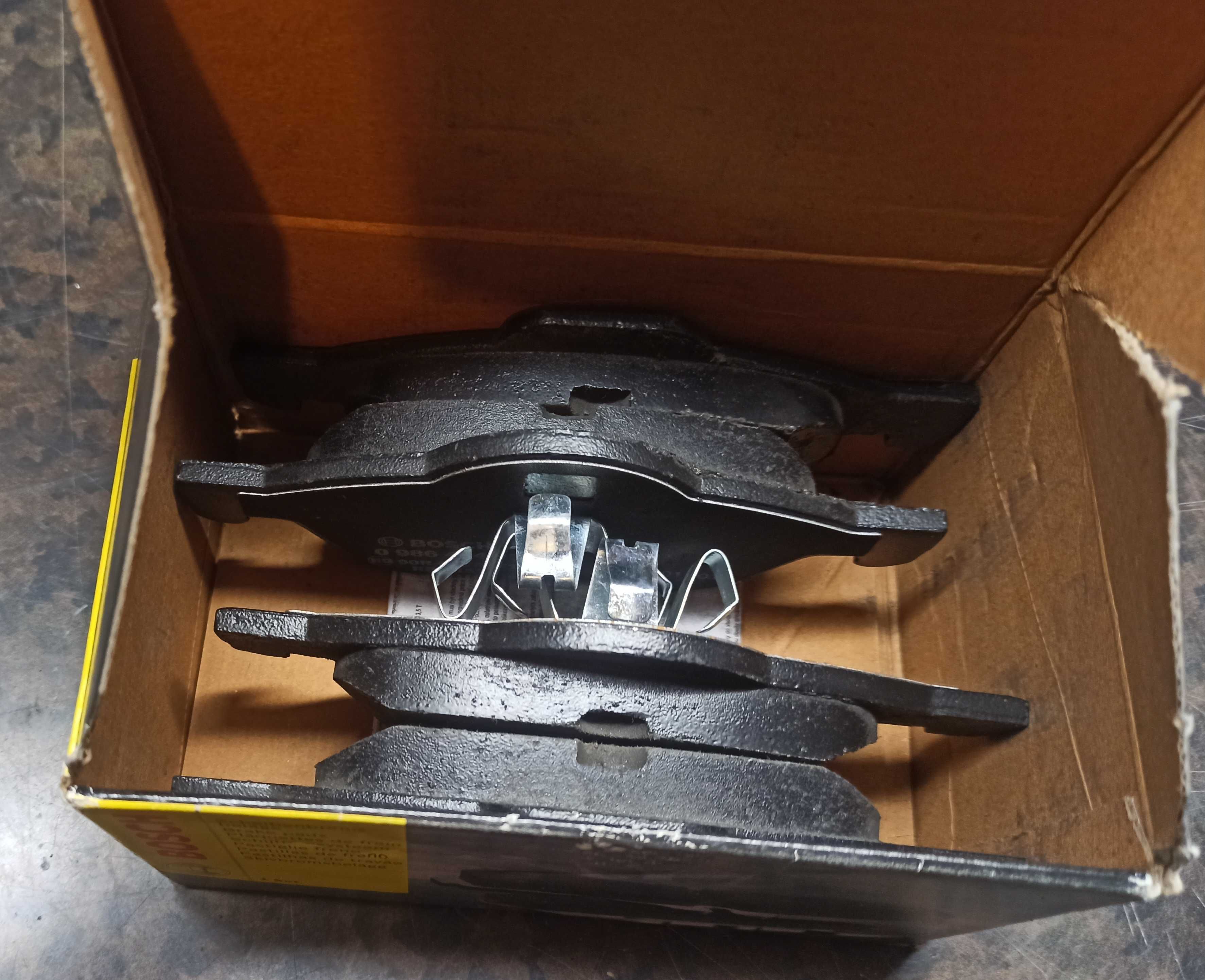 Klocki Hamulcowe przód Renault MEGANE II / SCENIC II / CLIO III --NOWE