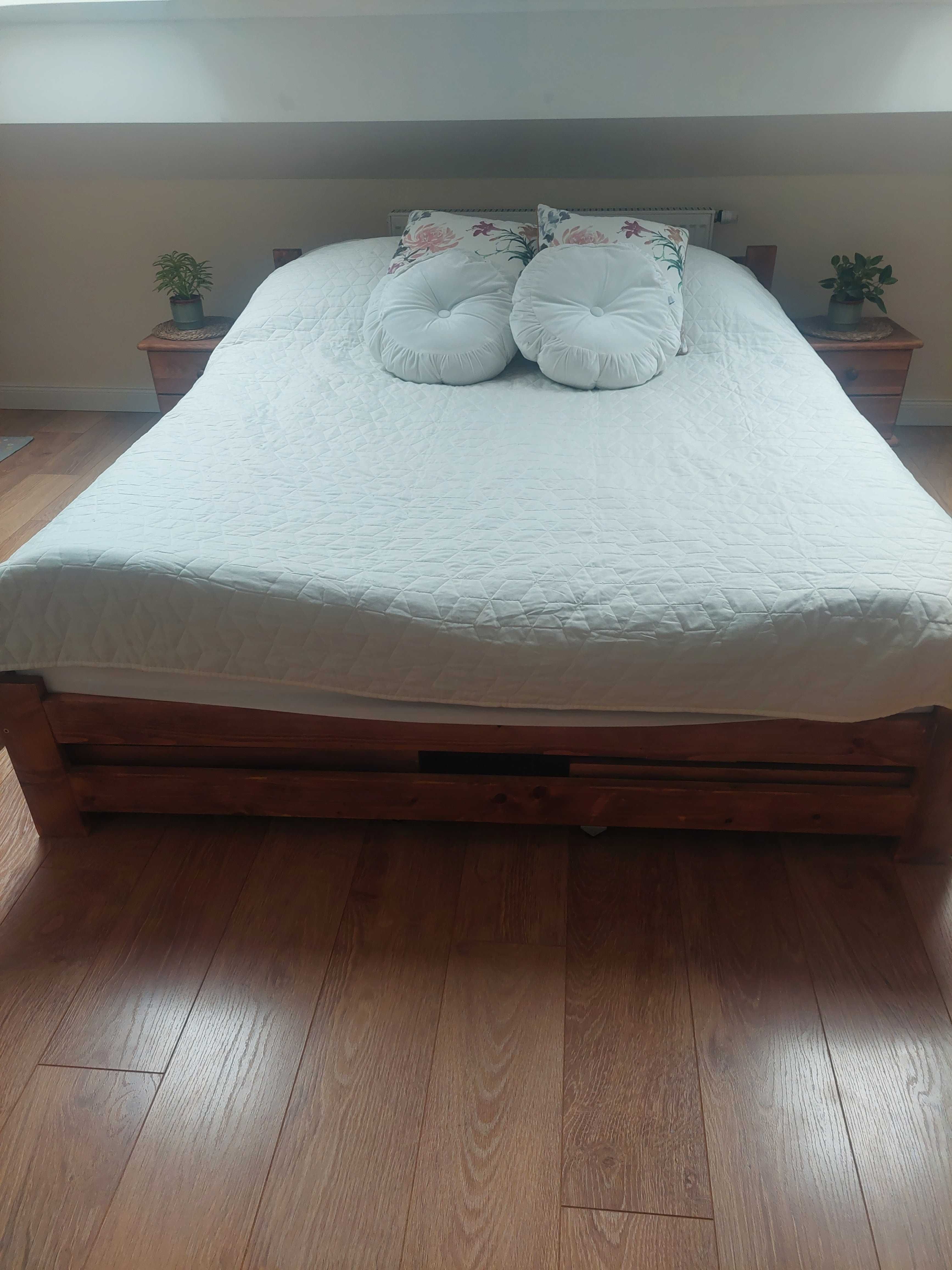Łóżko drewniane sosnowe+ szuflady+stoliki nocne