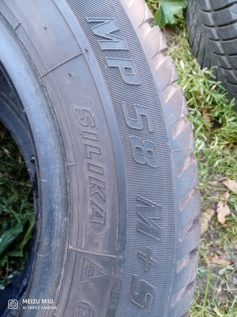 Продам шини зимові 165 70 14
