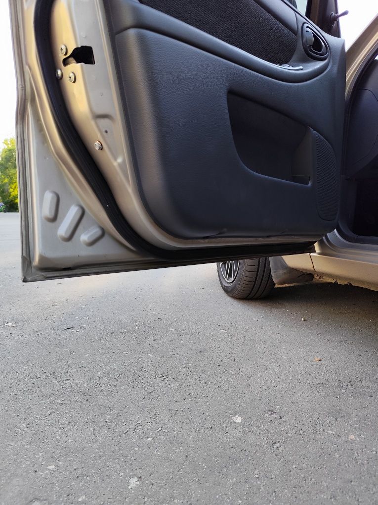 Daewoo Lanos 1.5 SE 2012 г