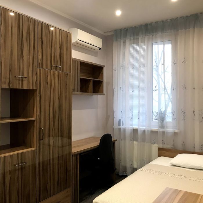 Сдам 3к квартиру ,Центр,ЖК Адмирал,Паркинг,Закрытый двор,Охрана.