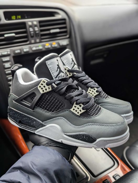 Nike Air Jordan 4 Retro Black