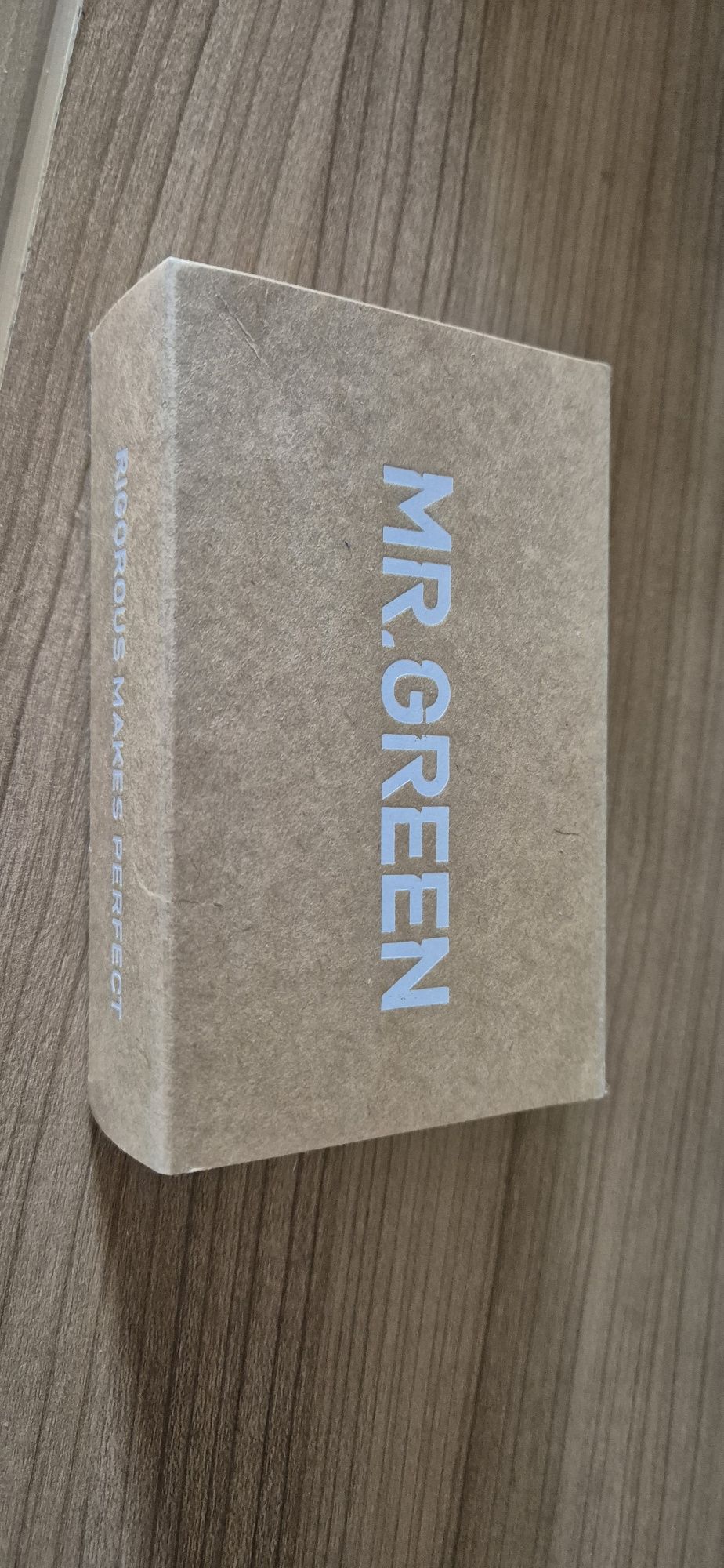 Zestaw manicure MR.Green!
Stan jest nowy!
