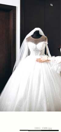 Весільна сукня з довгими рукавами премiум