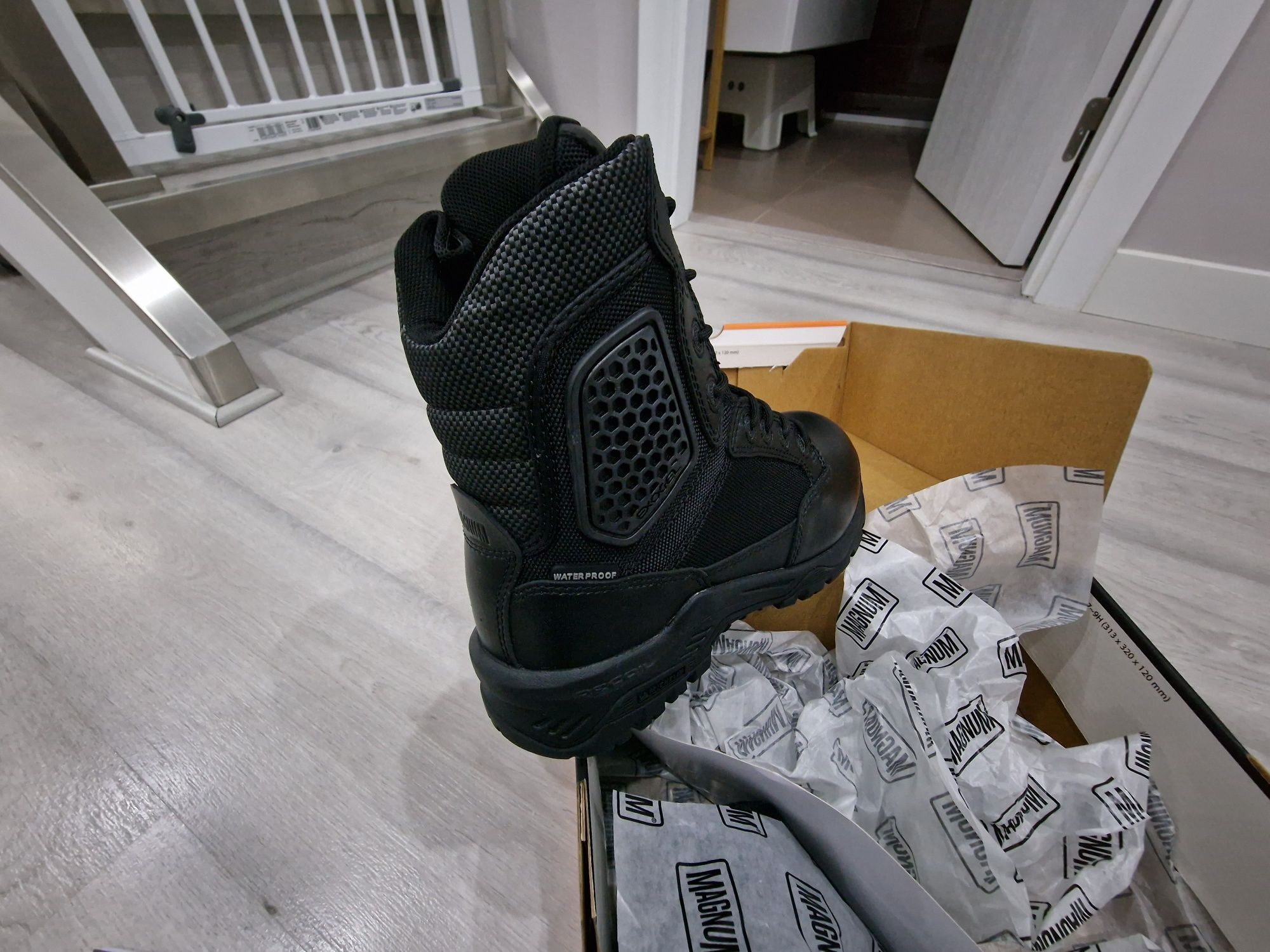 Botas Magnum Strike Force 8.0