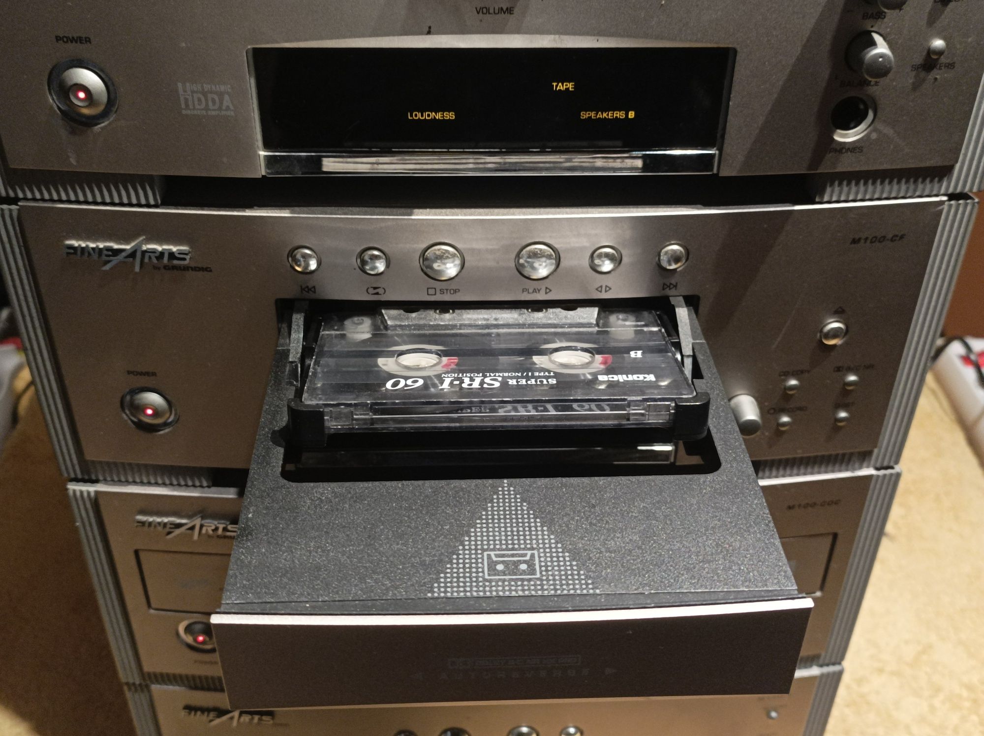 Wzmacniacz + pilot Fine Arts by Grundig. Tanio!