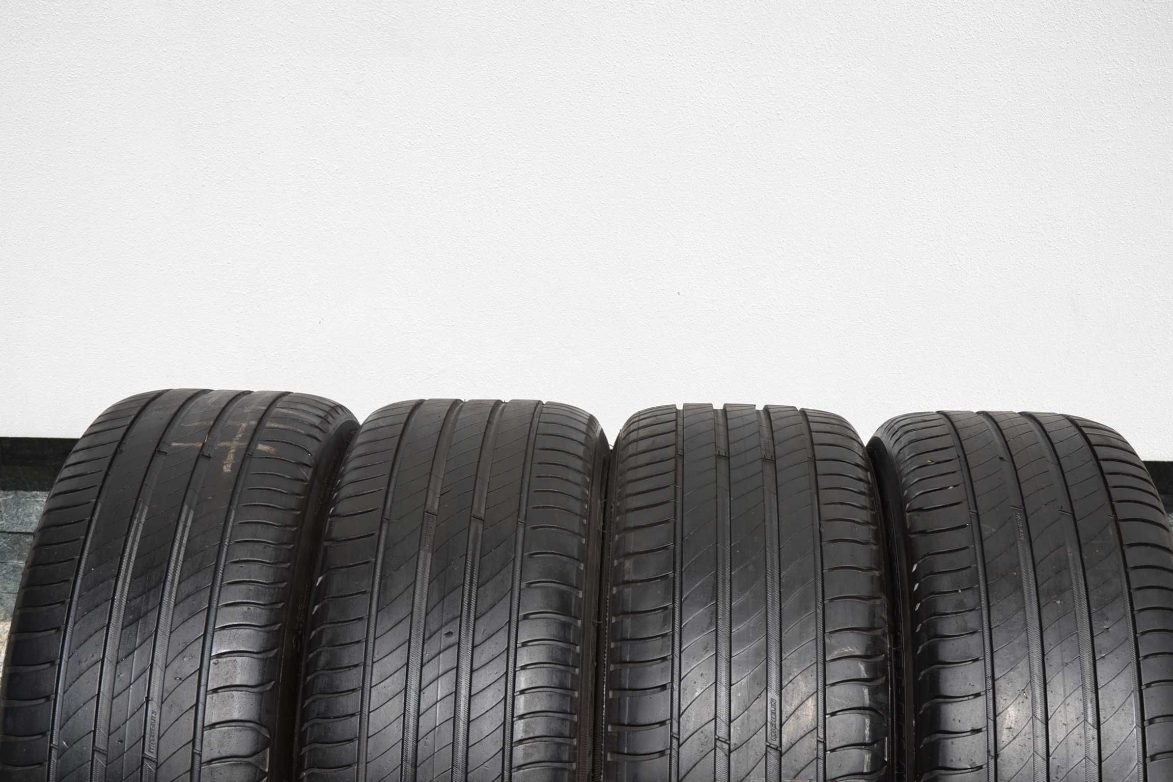 Koła Lato Skoda SuperB 3 Vw Passat Seat 235/45/18 Michelin