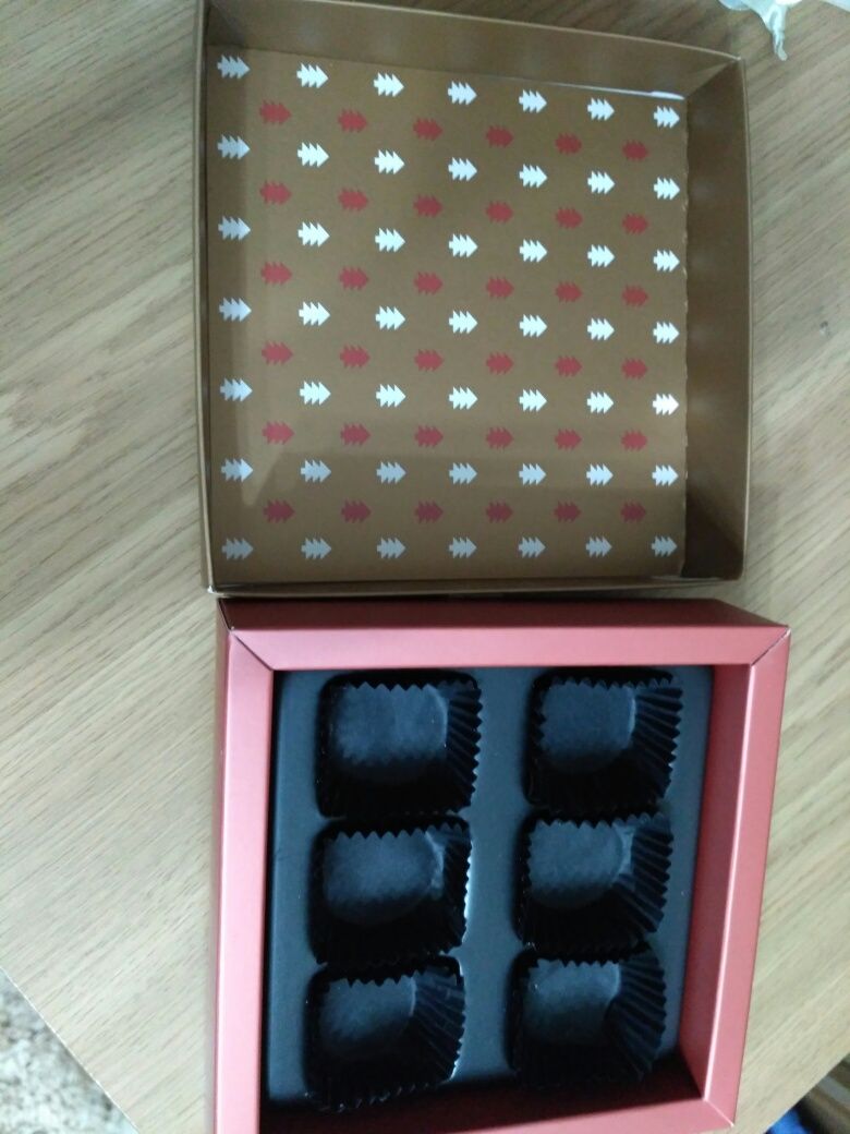 Pudełko świąteczne na czekoladki chocolissimo praliny lub drobiazgi