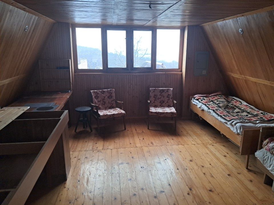 Продам дачу в Оріховиці вище бази відпочинку
