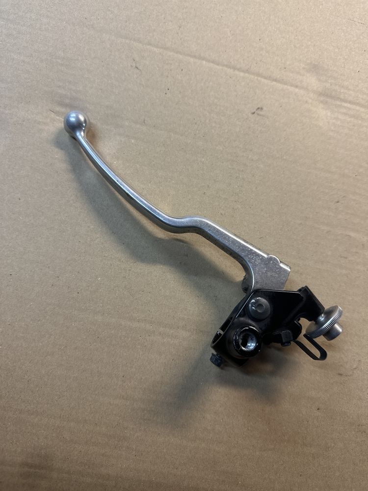 YAMAHA MT-07 TRACER 16-19 KLAMKA DŹWIGNIA Sprzęgła Mocowanie Czujnik
